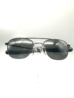 American Optical Original Pilot Sunglasses Matte Black 52-20 140mm Aviator USA